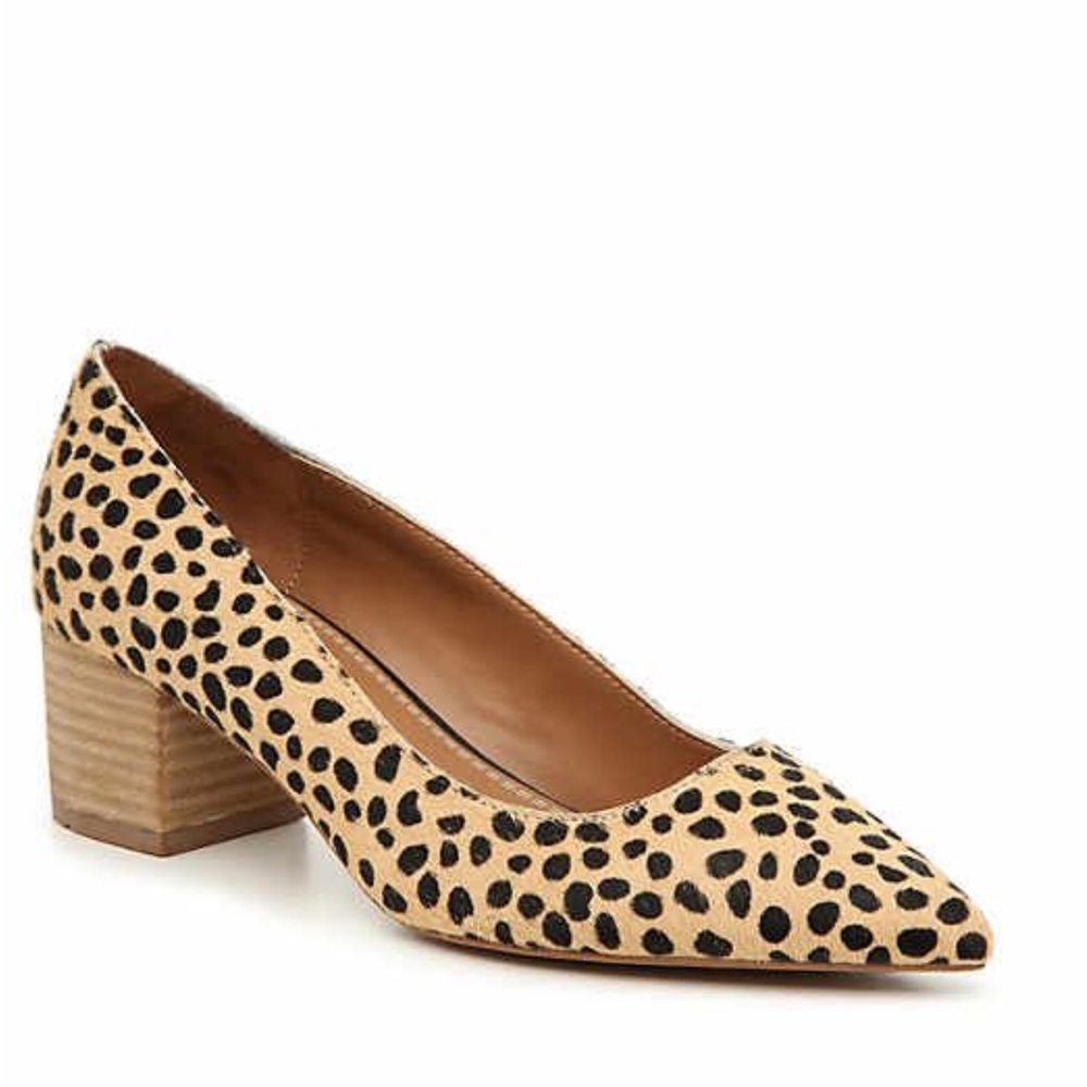 Crown Vintage Cheetah Print Block Heel Pumps